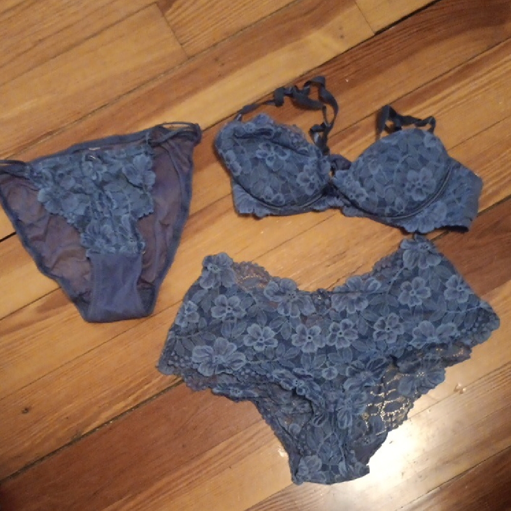 Victoria's Secret Bra & Panty Set